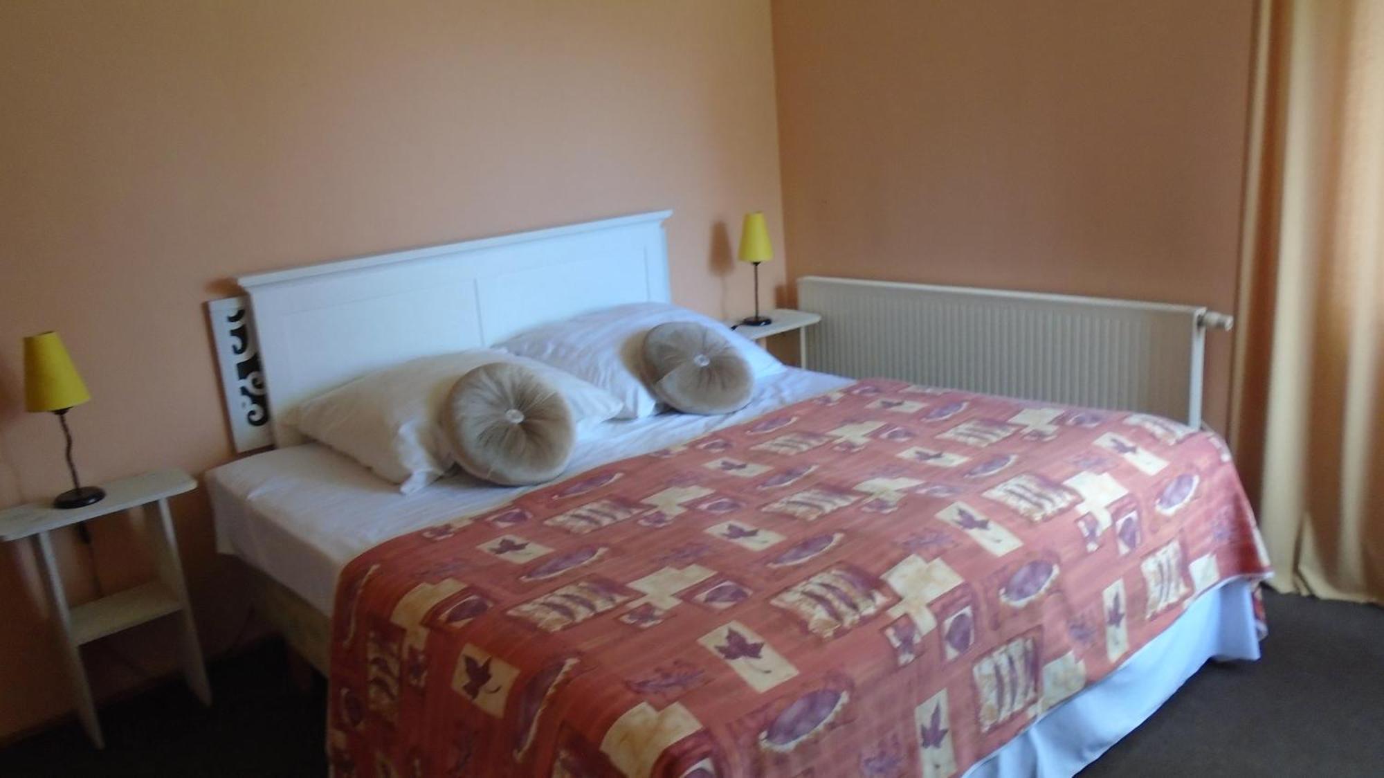 Hotel Getliin Saku Buitenkant foto