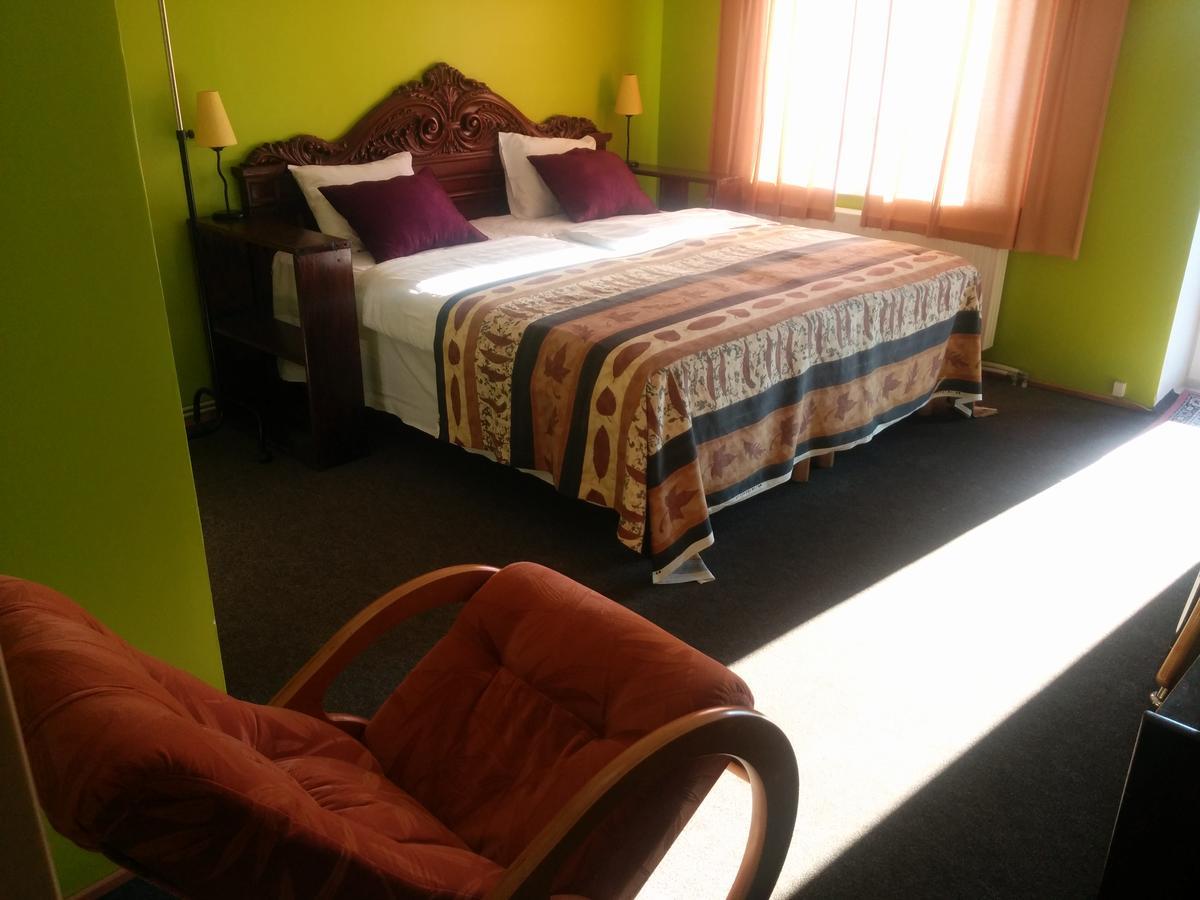 Hotel Getliin Saku Buitenkant foto