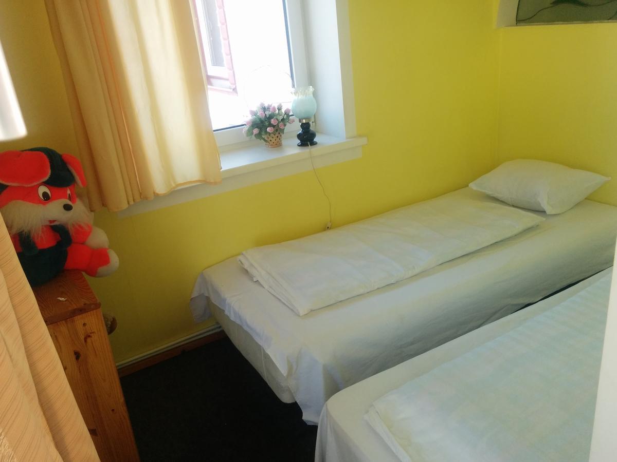 Hotel Getliin Saku Buitenkant foto