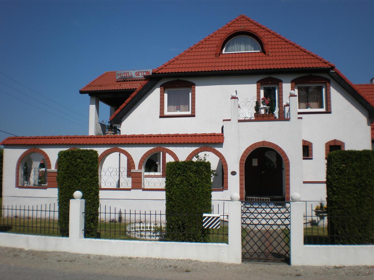 Hotel Getliin Saku Buitenkant foto